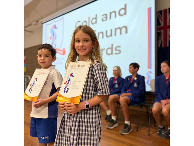 image of students receiving student awards